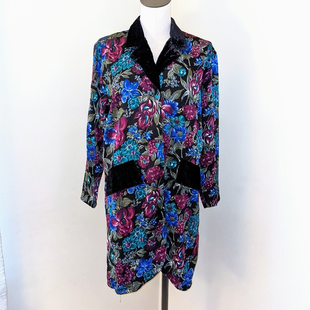 Vintage Victoria's Secret Gold Label Floral Velvet Robe Night Shirt